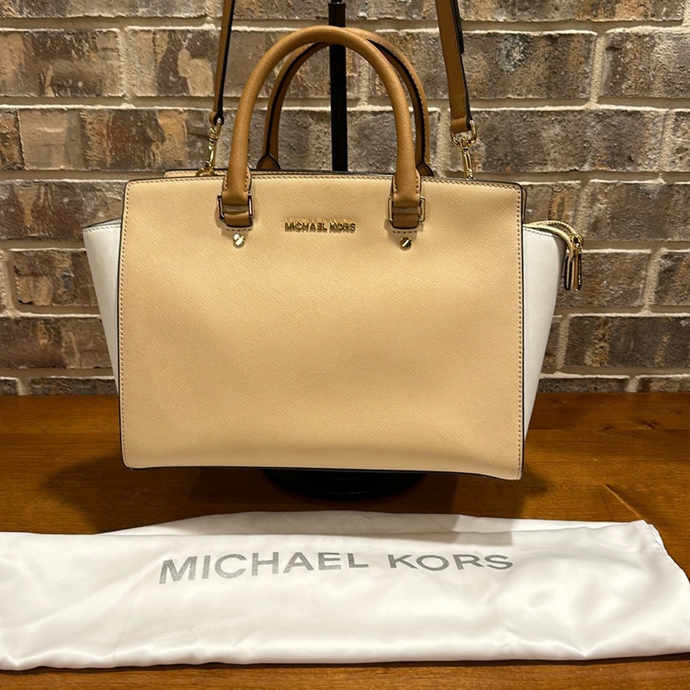 Michael Kors, Selma, leather satchel- Nude/WT